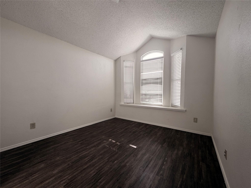 1334 Mimosa Lane - Photo 18