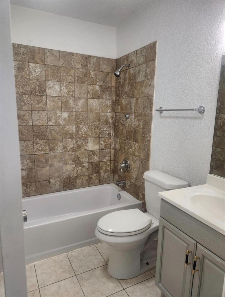 6828 Brentwood Stair Road - Photo 9