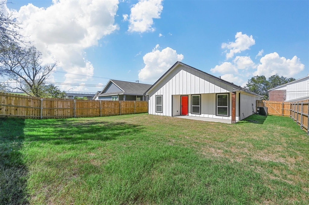 2307 Mill Street - Photo 18