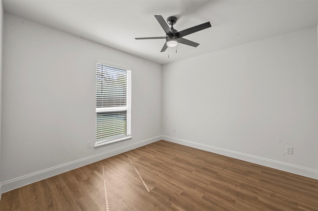 2307 Mill Street - Photo 9