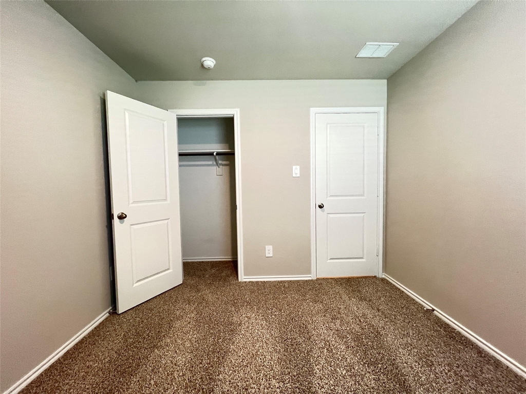 5557 Rollins Drive - Photo 17