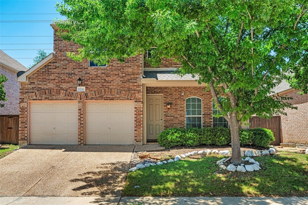 1136 Pedernales Trail - Photo 0