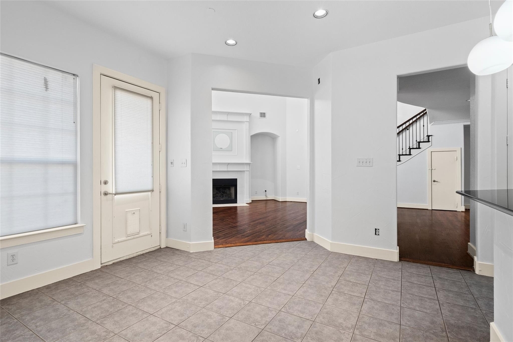 1136 Pedernales Trail - Photo 9
