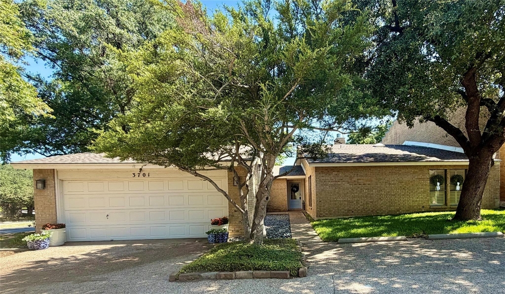 3701 Hulen Park Drive - Photo 0