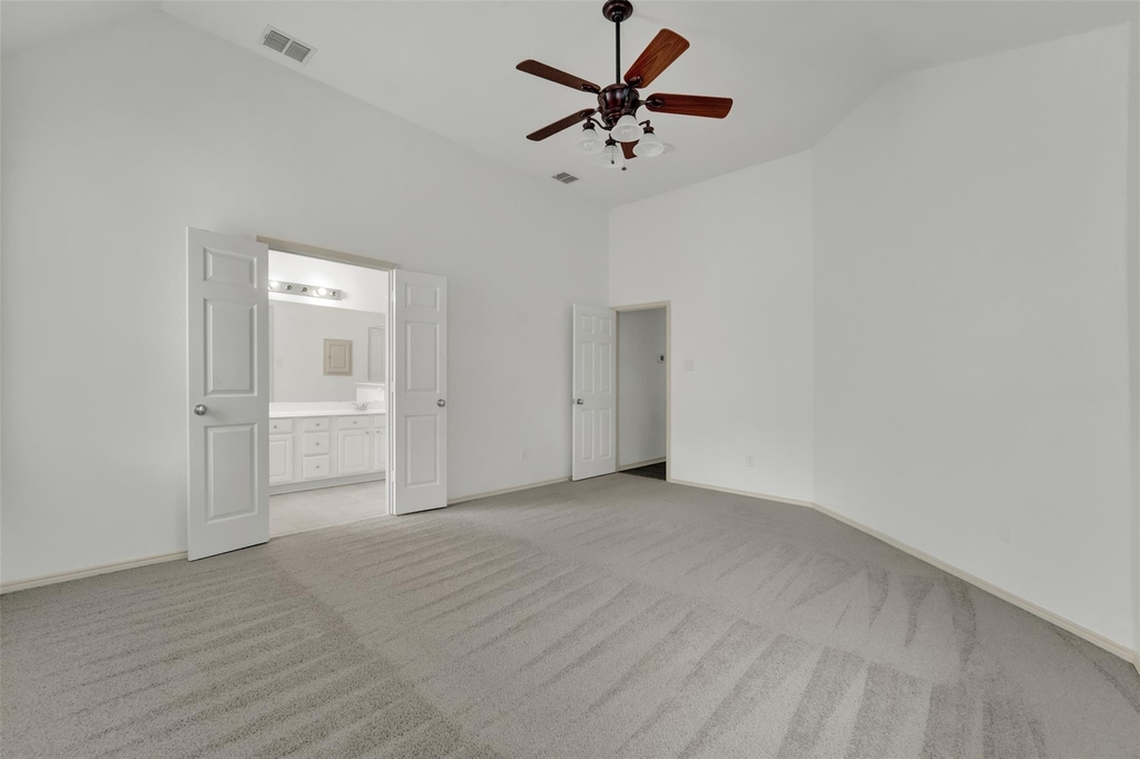 5106 Petersburg Drive - Photo 9