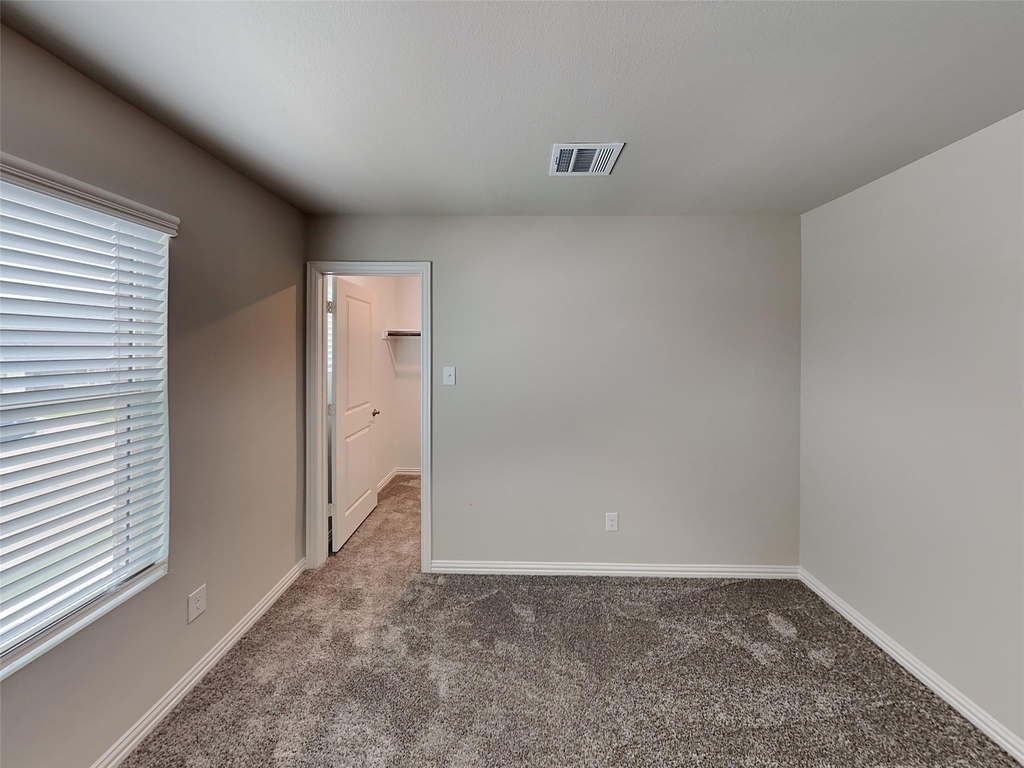 5533 Baker Creek Road - Photo 9