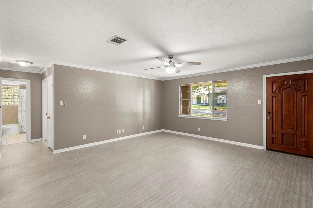 412 E Ross Street - Photo 6