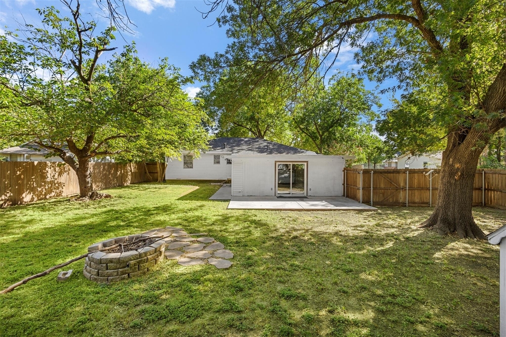412 E Ross Street - Photo 4