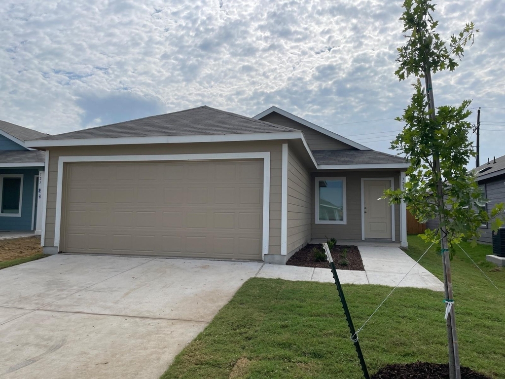 727 Ponderosa Lane - Photo 0