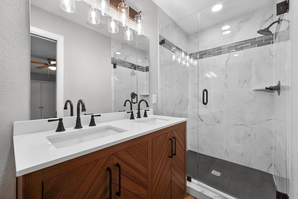 2922 College Circle - Photo 18