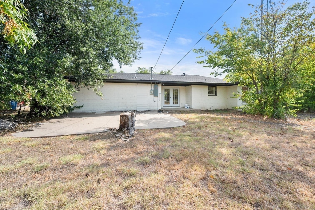 2922 College Circle - Photo 26
