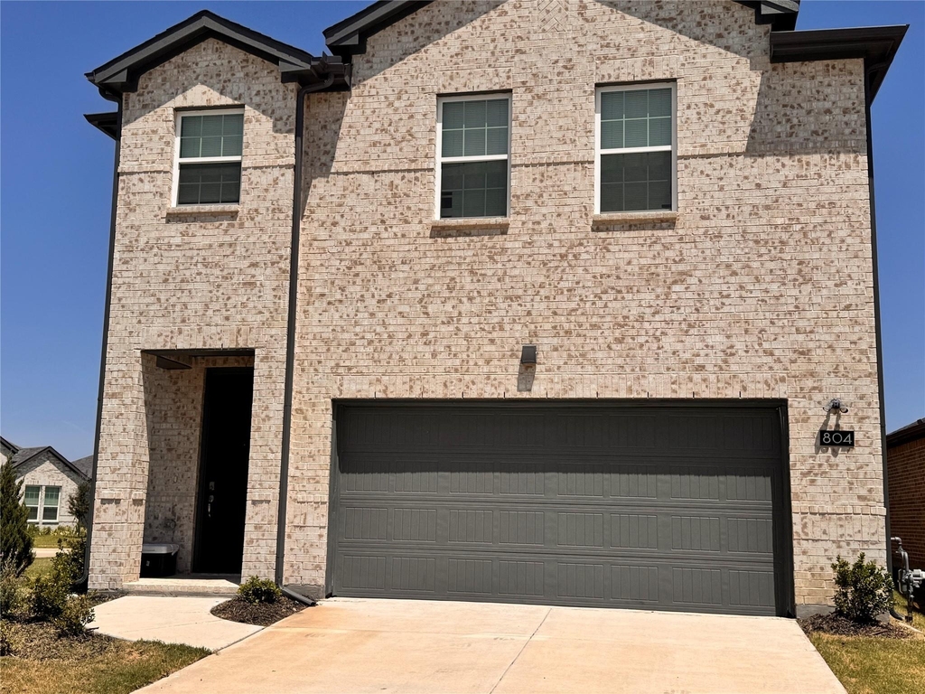804 Sicily Boulevard - Photo 1