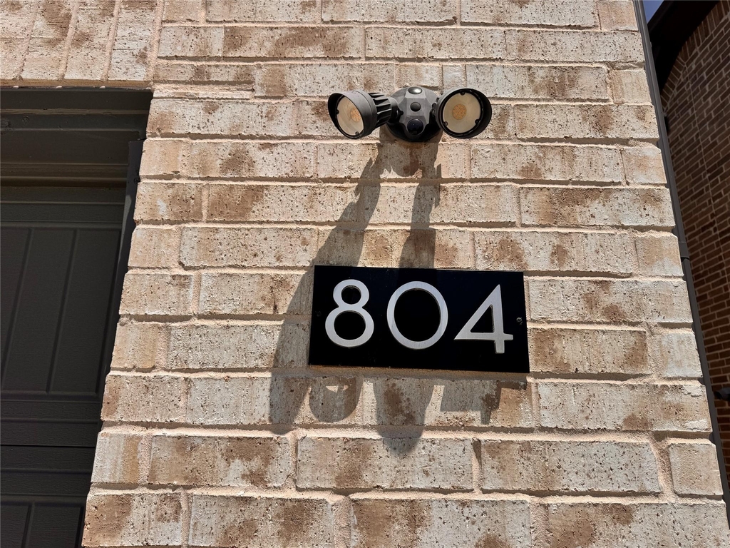 804 Sicily Boulevard - Photo 0