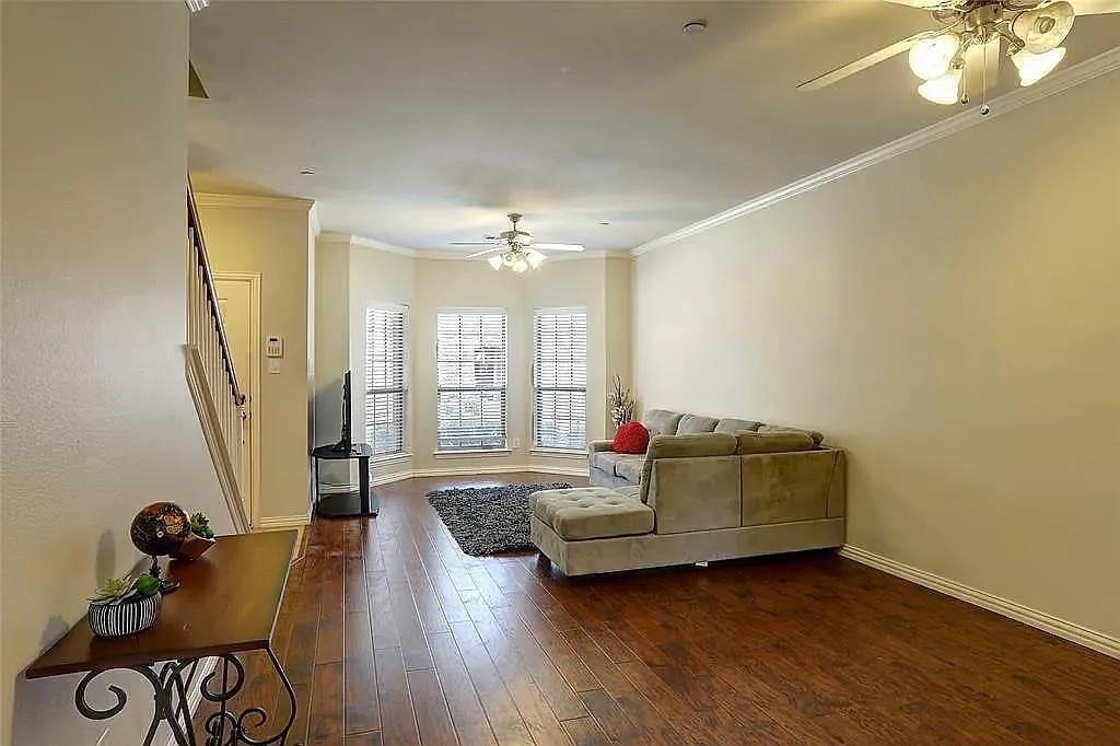 575 S Virginia Hills Drive - Photo 2