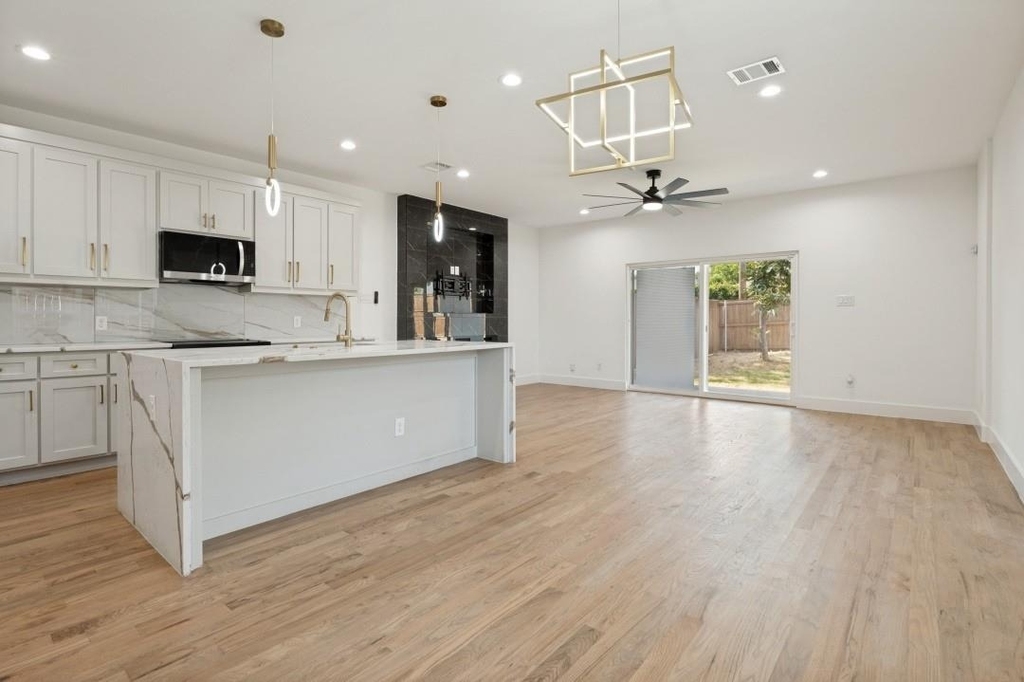 3728 Mount Ranier Street - Photo 1