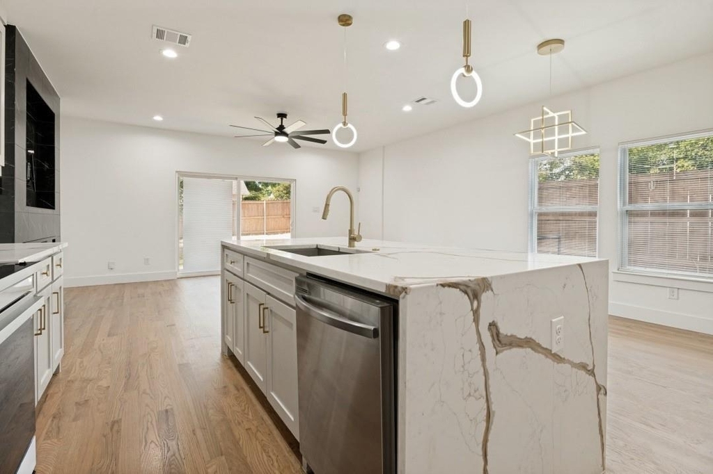 3728 Mount Ranier Street - Photo 4