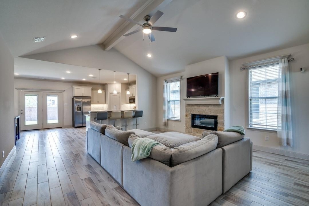 248 Braves Way - Photo 5