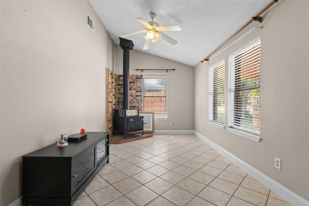 207 Washington Avenue - Photo 3