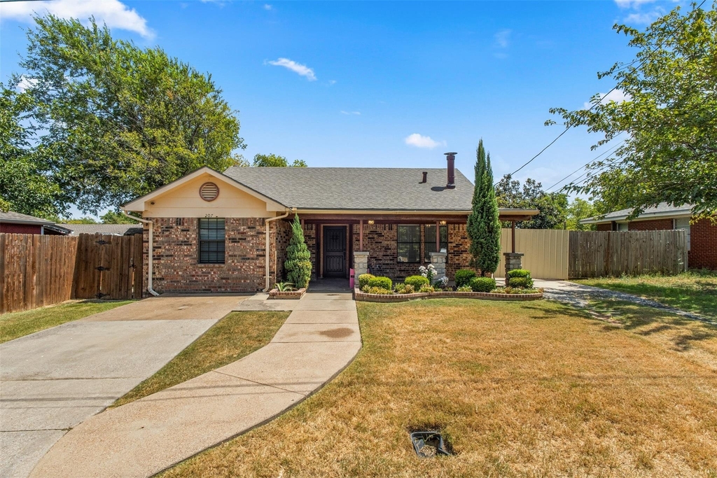 207 Washington Avenue - Photo 0