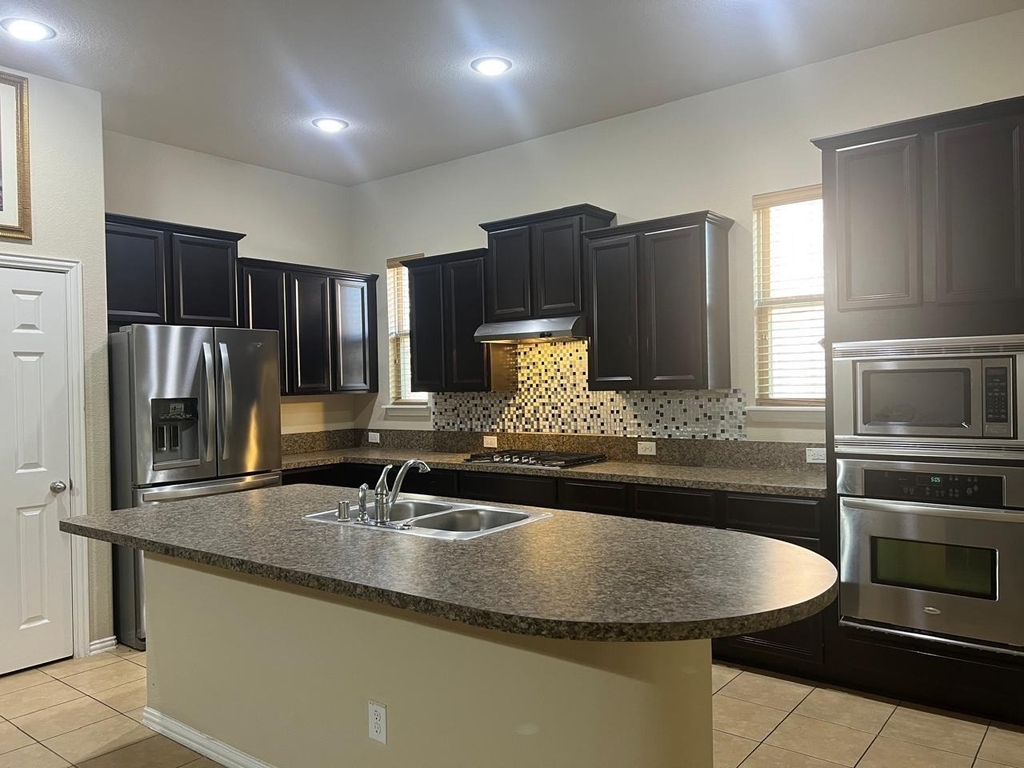 5104 Kestrel Drive - Photo 8