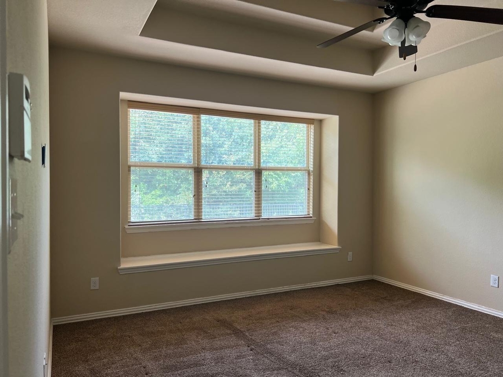 5104 Kestrel Drive - Photo 12