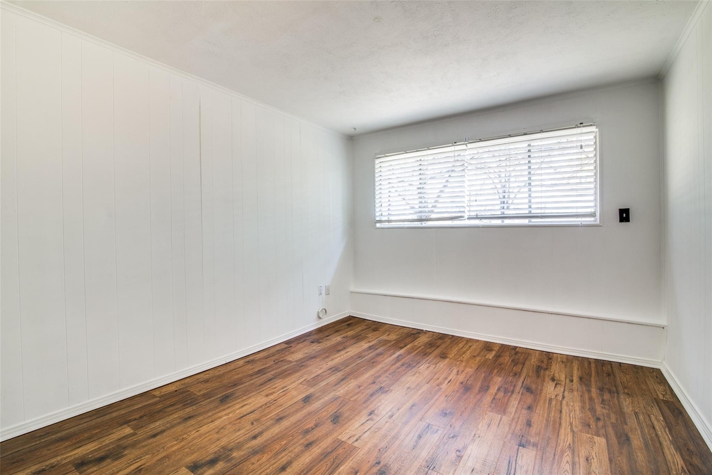 214 S Clark Street - Photo 20