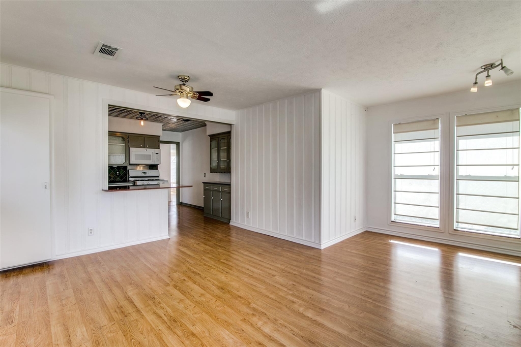 214 S Clark Street - Photo 15