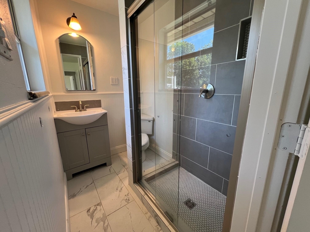 214 S Clark Street - Photo 18