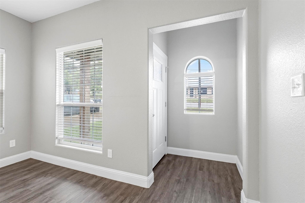 426 W Coffin Street - Photo 4