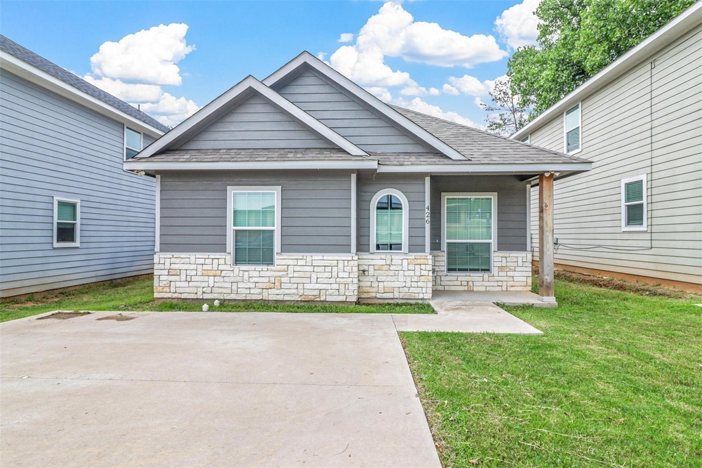 426 W Coffin Street - Photo 0