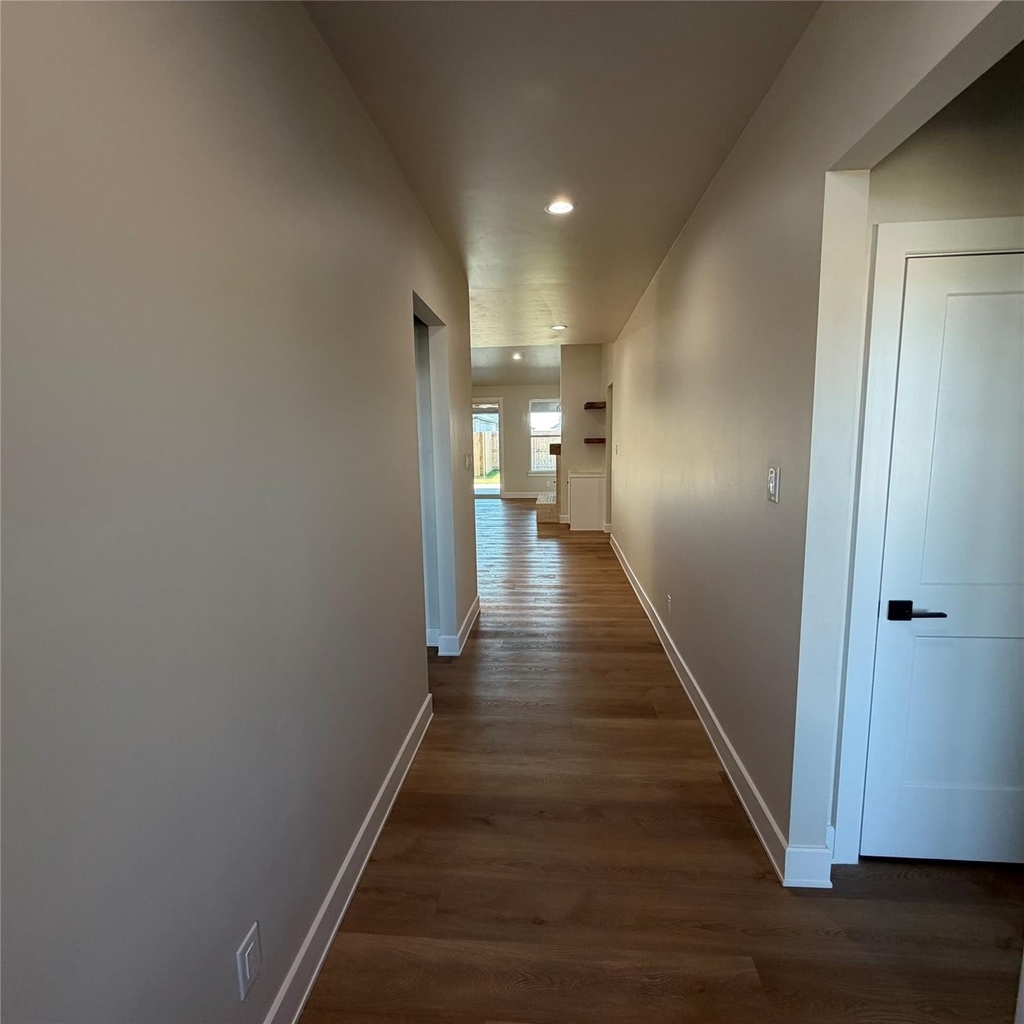 7802 Enderby Lane - Photo 2