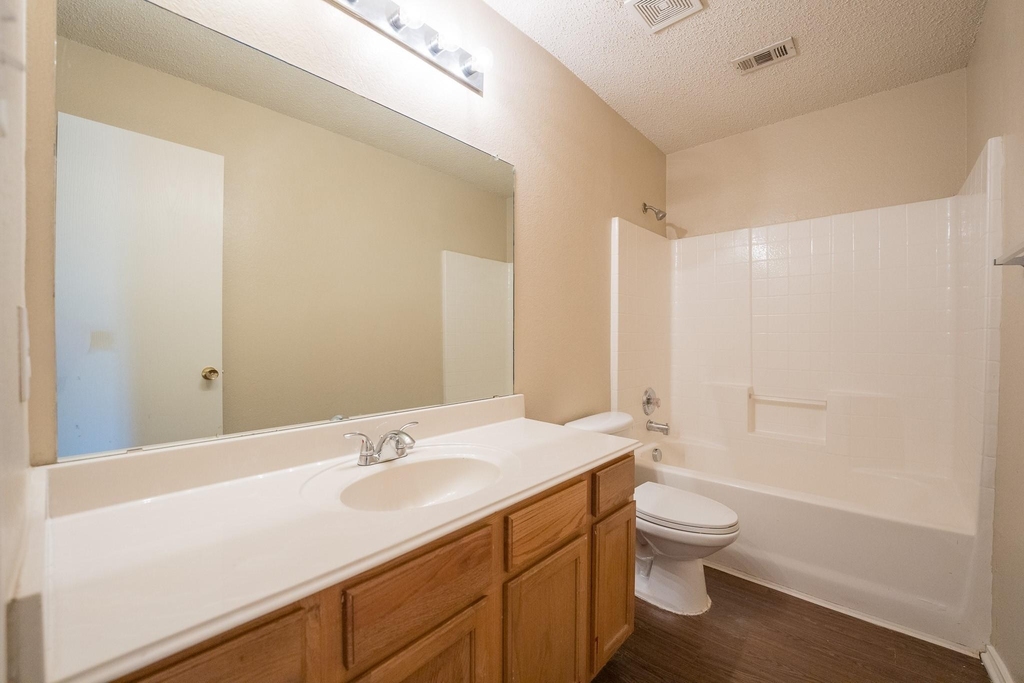 183 Rolling Court - Photo 12