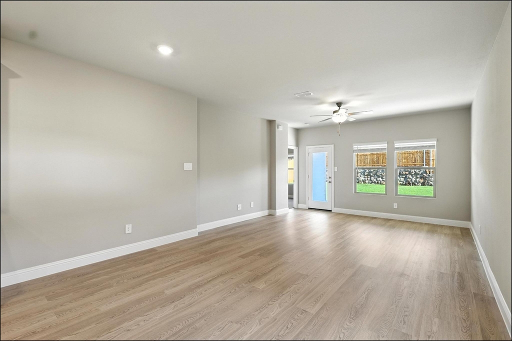 513 Willet Drive - Photo 7