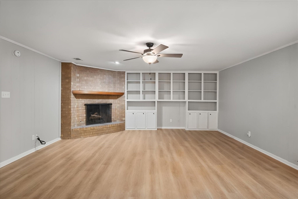 2604 Fairmont Circle - Photo 4