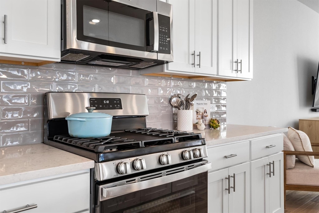 1346 Roundup Way - Photo 14