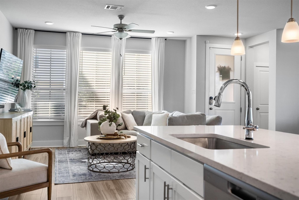 1346 Roundup Way - Photo 13