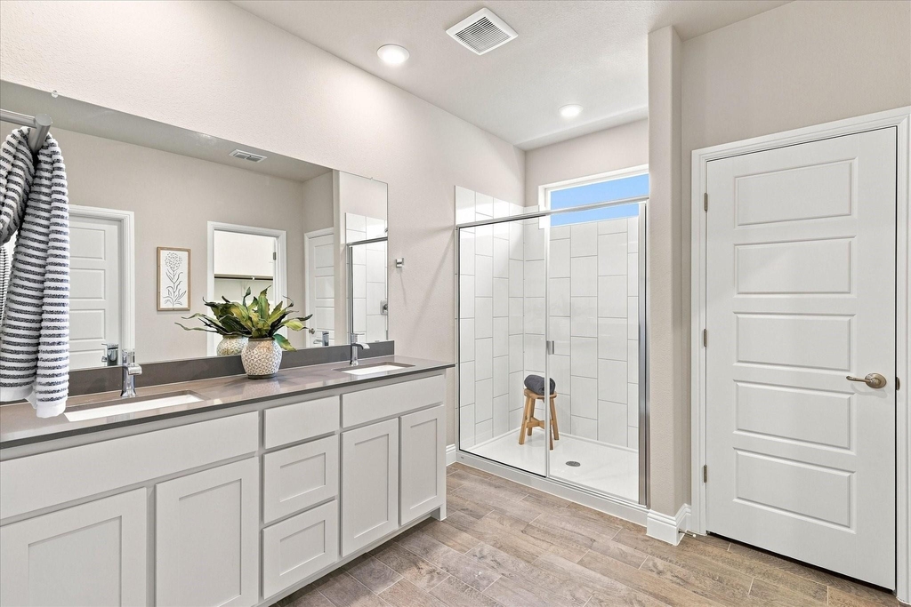 2704 Starling Street - Photo 18