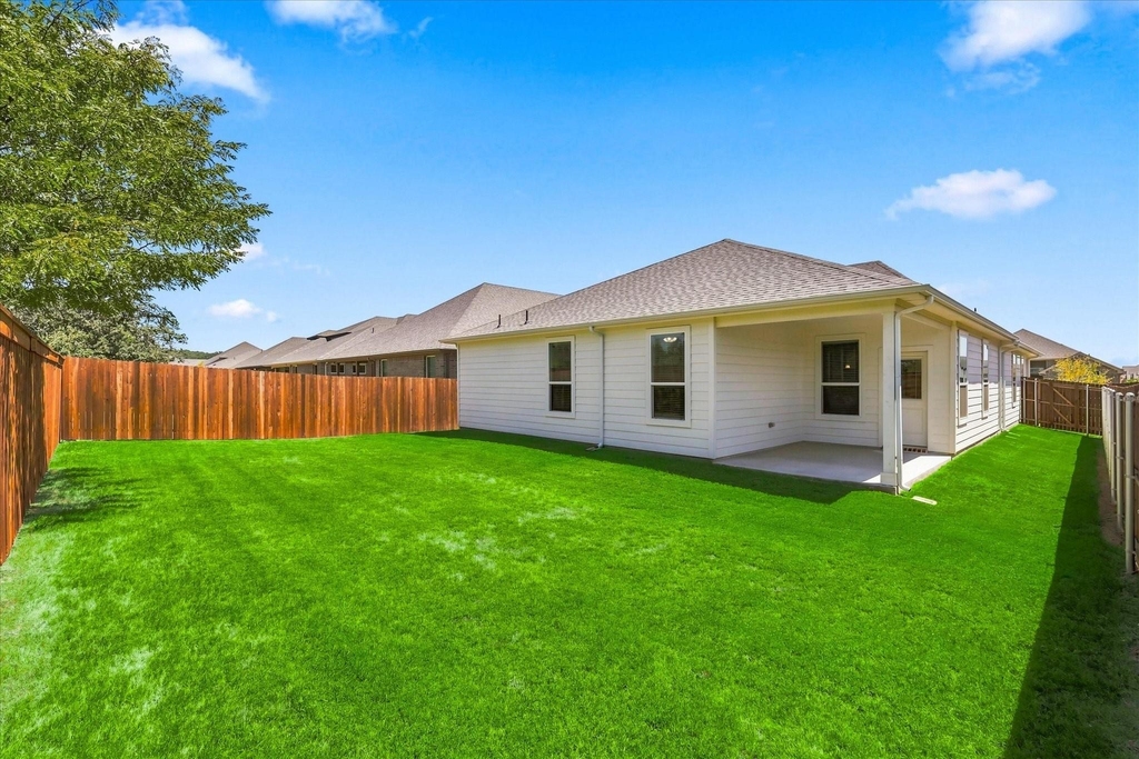 2704 Starling Street - Photo 32