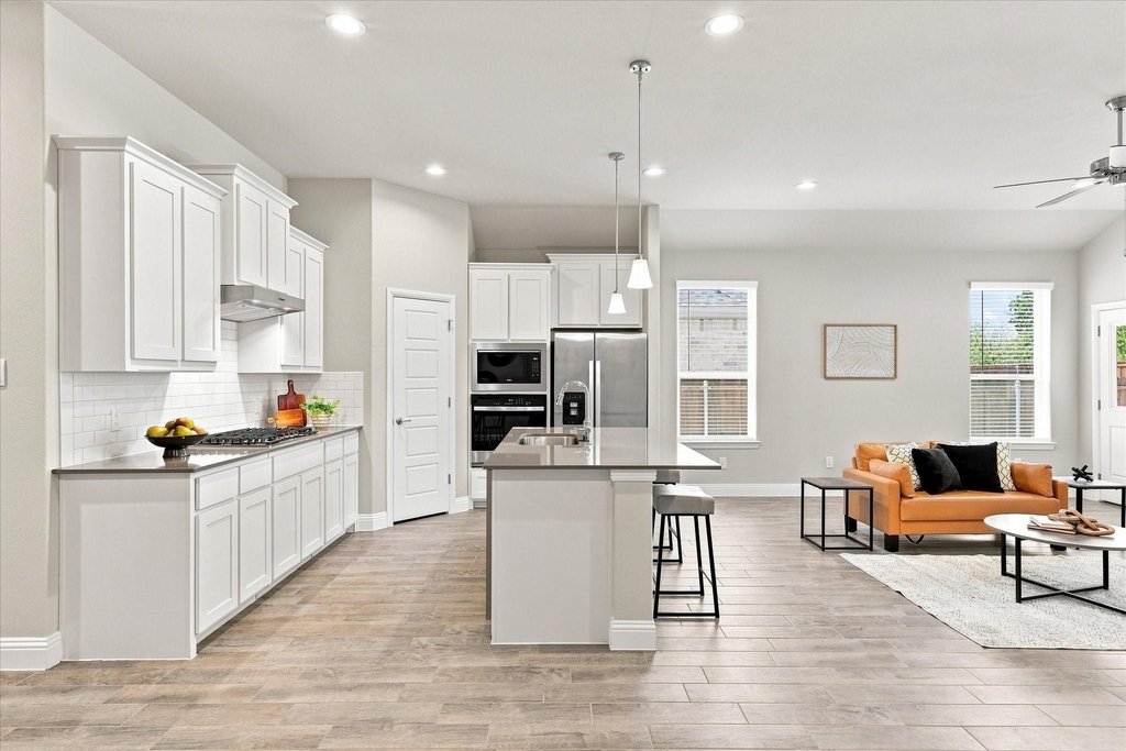 2704 Starling Street - Photo 3