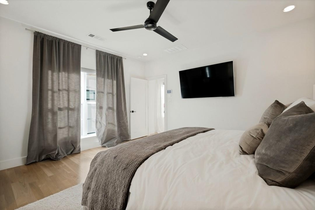 4220 Hawthorne Avenue - Photo 16