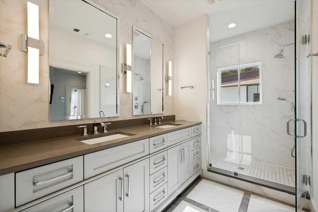 4220 Hawthorne Avenue - Photo 20