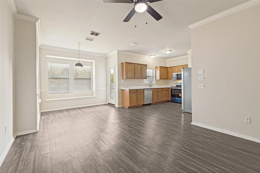 224 Wyndham Meadows Way - Photo 3