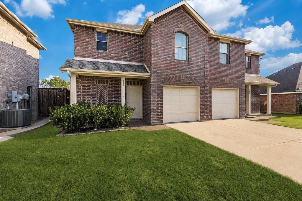 224 Wyndham Meadows Way - Photo 0