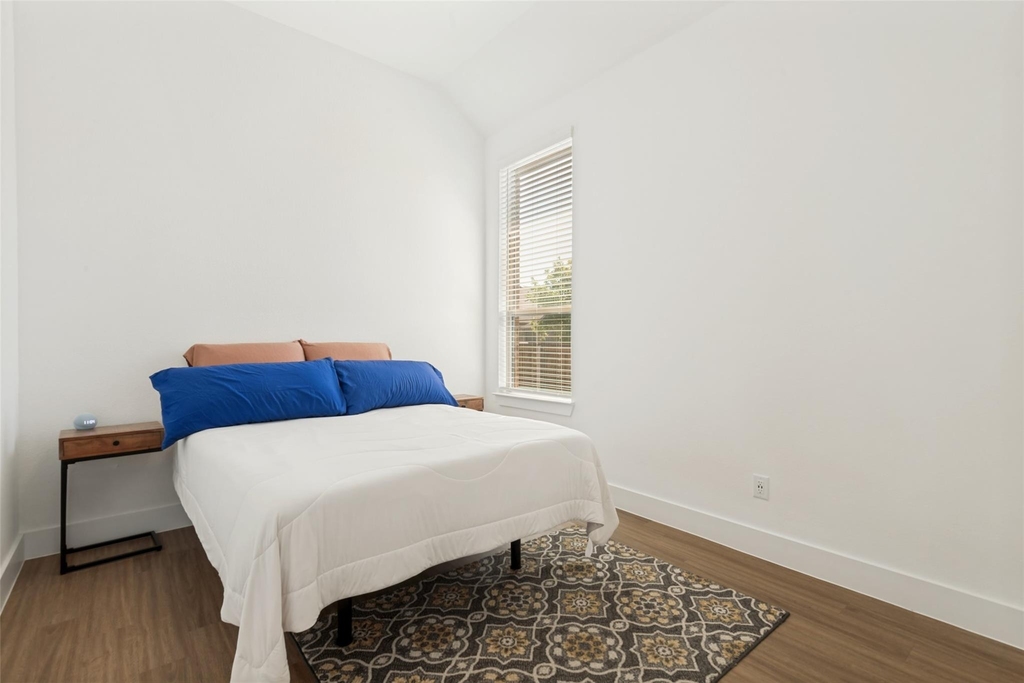 1624 Seminole Drive - Photo 7