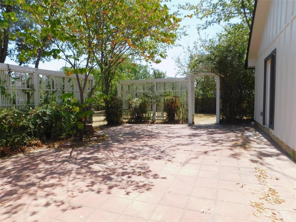 404 Woodson Circle - Photo 25