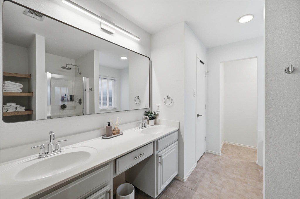 8625 Stetson - Photo 8