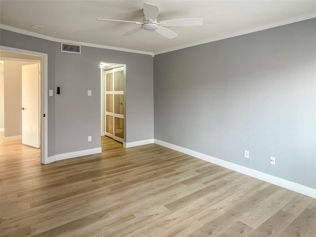 332 W Harwood Road - Photo 11