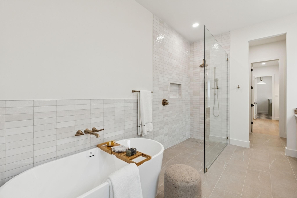2026 Euclid Avenue - Photo 33