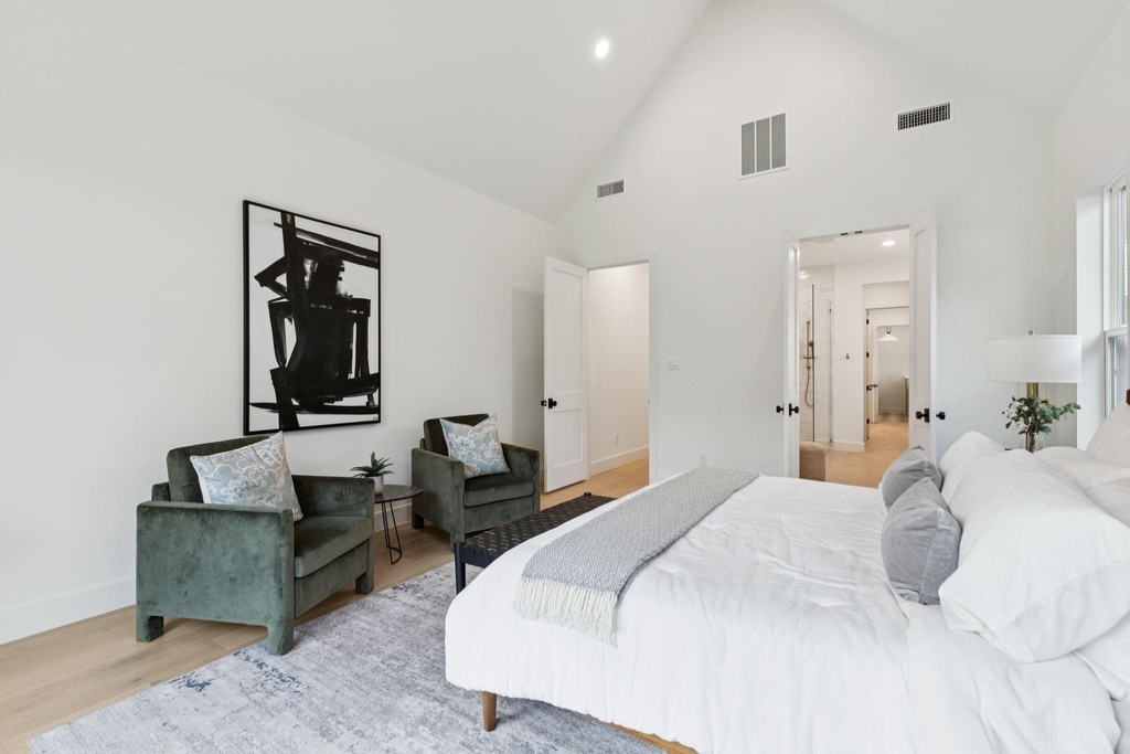 2026 Euclid Avenue - Photo 10