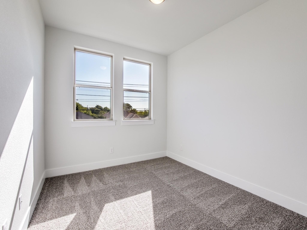 6523 Bowman Roberts Drive - Photo 15